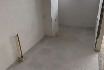 Cerâmica de piso e parede da cozinha