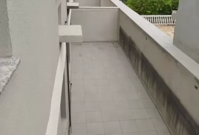 Piso cerâmico nos Gardens