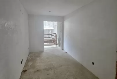 Aplicação de gesso em parede